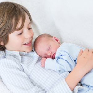 Newborn Sleep Guide: Creating Healthy Sleep Habits From The Start